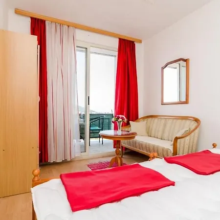 Alan - One Bedroom With Balcony And Sea View דוברובניק
